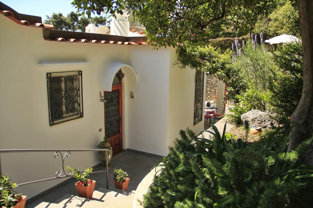 Casa Augusto B&B Capri Bagian luar foto