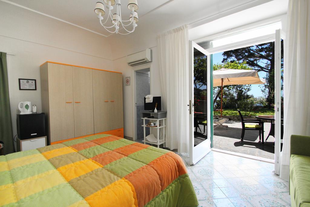 Casa Augusto B&B Capri Ruang foto