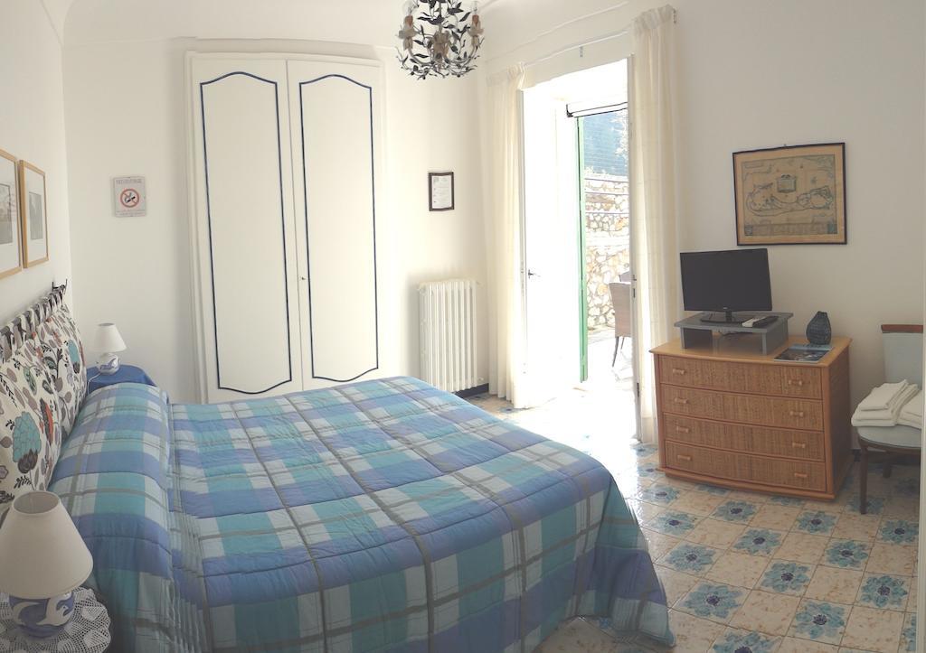 Casa Augusto B&B Capri Ruang foto