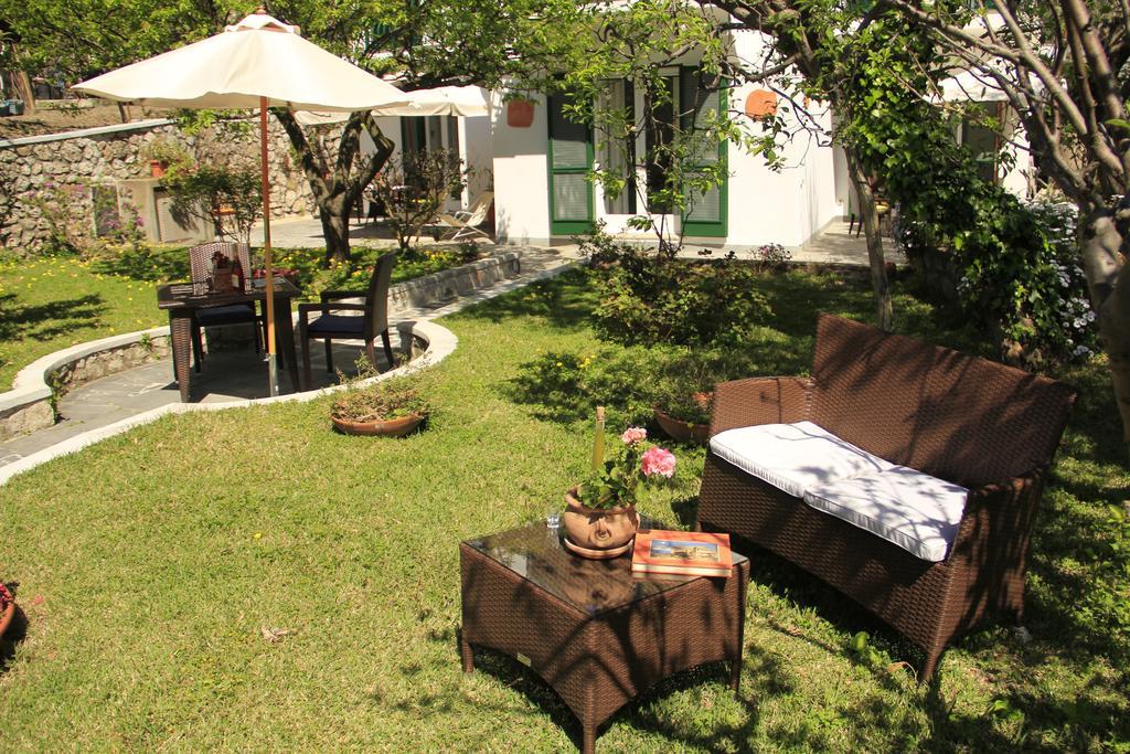 Casa Augusto B&B Capri Bagian luar foto