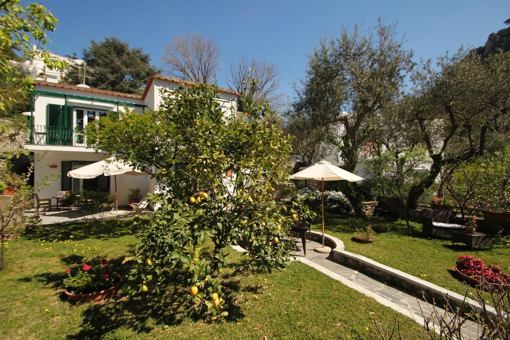 Casa Augusto B&B Capri Bagian luar foto